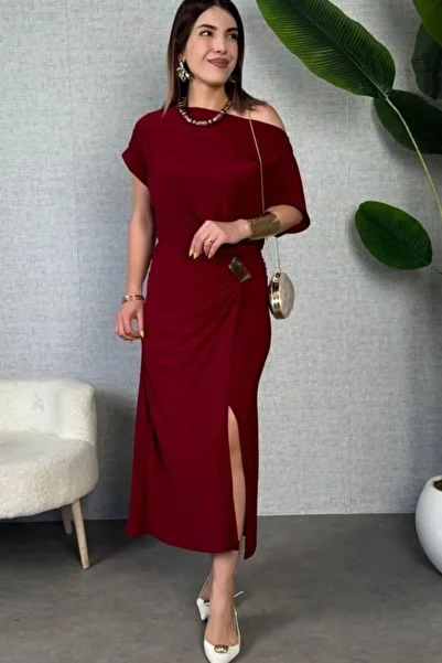 Mossta Off-The-Shoulder Buckle Detailed Sandy Dress - Claret Red