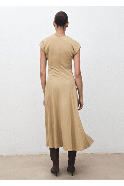 MANGO Woman V yaka dikiş detaylı elbise