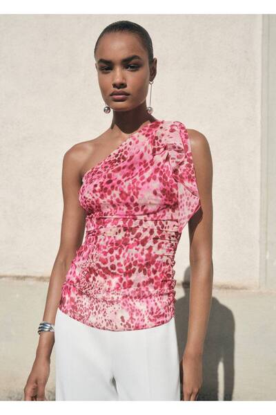 MANGO Woman Desenli asimetrik bluz