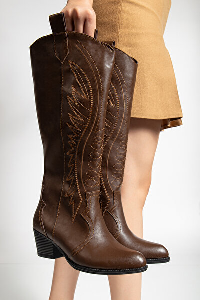 ŞIK STORE Cizme de damă Ashton maro brodate în stil western, înalte până la genunchi, din piele maro