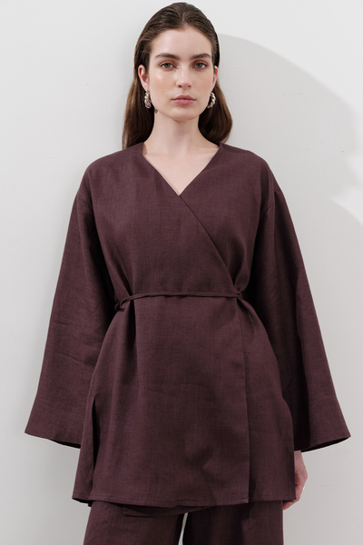 Manuka LEINEN-ZWEI-REIHIGER KIMONO MIT DUNKELBLAUER SCHLÜSSELUNG