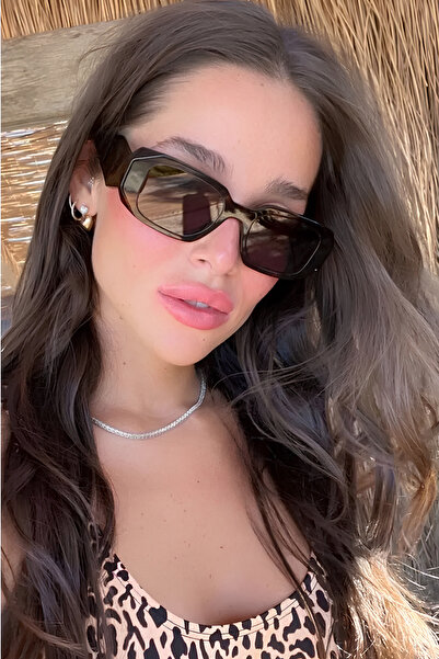 Chunky Frame نظارة شمسية كلاسيكية للجنسين من جيني براون