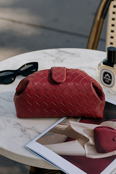 Selin Atelier Burgundy Knitted Leather Chain Portfolio Clutch Bag