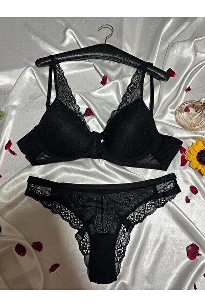 Elora مجموعة الملابس الداخلية الرومانسية المصنوعة من الدانتيل والتول