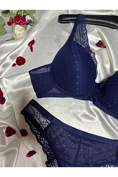 Elora Romantic Lace and Tulle Detailed Lingerie Set