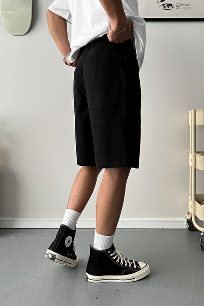 Flaw Wear Gabardine Fabric Black Basic Shorts