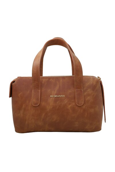 Meskanto Удобна дамска чанта от естествена кожа, с подвижна презрамка за носене през рамо и на ръка