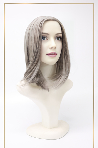 KONAK PERUK Fiber Sentetik Peruk Perçemsiz Kısa Düz - Gri