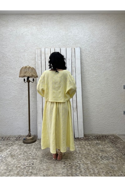 KÜÇÜĞÜM BUTİK Yellow Embroidered Muslin Loose Blouse and Flared Skirt Set (Embroidered 2-Piece Set)
