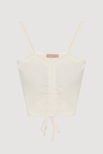 Quzu İnce Askılı Büzgü Detaylı Crop Bluz Ekru