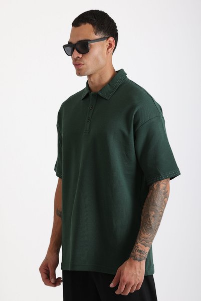 EGHO Double Pique Fabric Loose Fit Men's Polo Neck T-Shirt with Collar and Sleeve Stitching Detail
