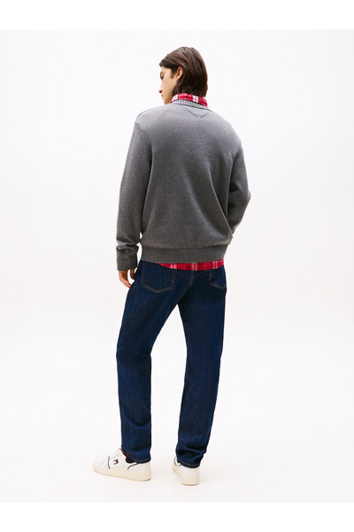 Tommy Jeans % 100 Pamuk Regular Fit Bisiklet Yaka Logolu Kazak Erkek KAZAK DM0DM22105 PU2