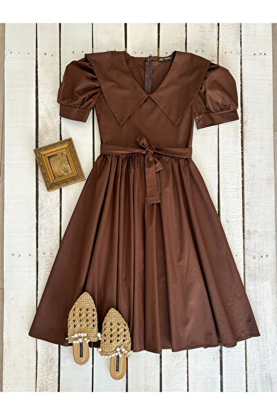 KÜÇÜĞÜM BUTİK Καφέ Φόρεμα με φουσκωτό ποπλίνα με μεγάλο γιακά