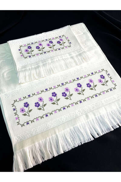 Sahra Çeyiz Nakış Özel Tasarım Kanaviçe Nakış İşlemeli Kadife Etamin Çeyizlik 2'li Havlu Seti