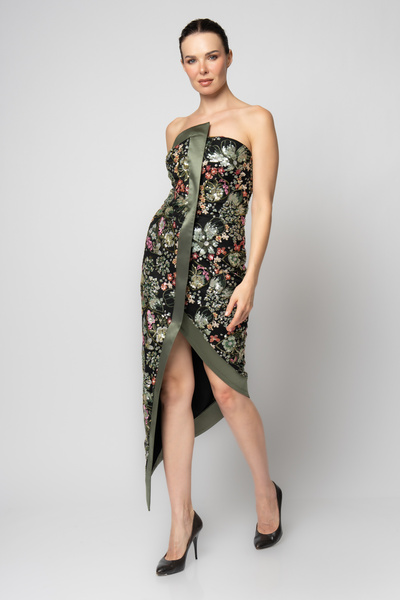 RENGIN Asimetrik Kesim Payetli Çiçek Desenli Straplez Elbise
