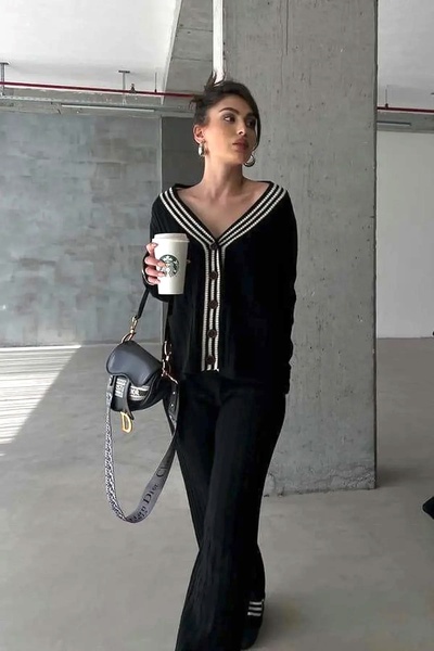 Lusin Women's Black Gold Button Detailed Striped Pocketed Cardigan Trouser Bottom Top Double Knitwear Set