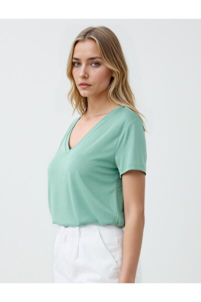 Jimmy Key Πράσινο κοντομάνικο πλεκτό μπλουζάκι Modal με λαιμόκοψη V