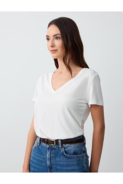 Jimmy Key Λευκό πλεκτό μπλουζάκι με κοντό μανίκι με λαιμόκοψη