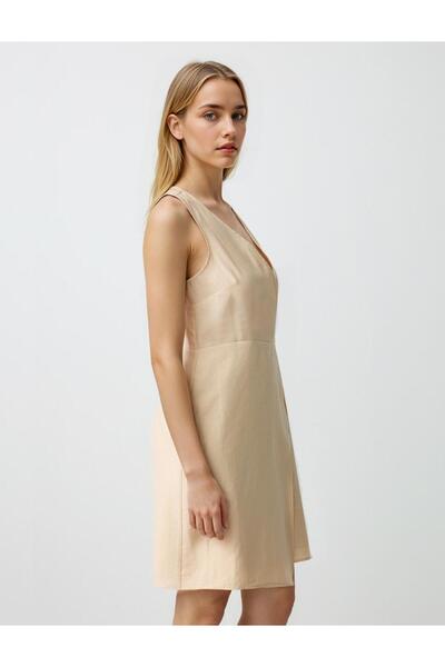 Jimmy Key Ekru V Yaka Kolsuz Fiyonk Detaylı Dokuma Mini Elbise