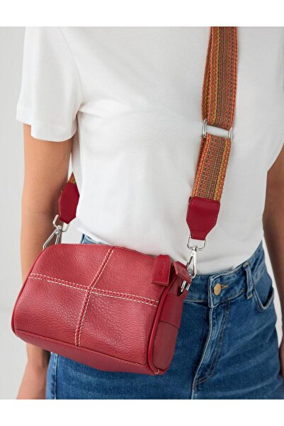 Jimmy Key Geantă cu curea cu aspect de piele cu cusături portocalii
