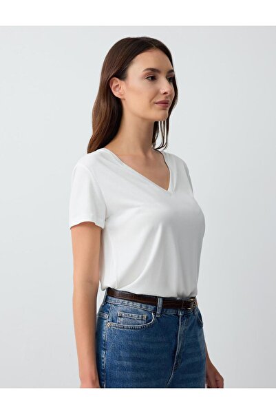 Jimmy Key Λευκό πλεκτό μπλουζάκι με κοντό μανίκι με λαιμόκοψη