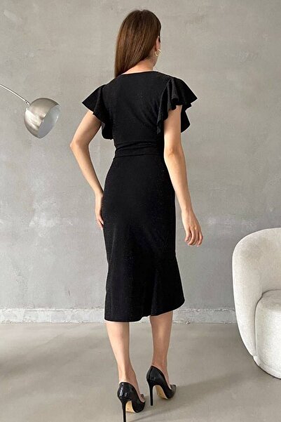 lovebox Kadın Siyah Simli Kumaş Kruvaze Yaka Volan Detaylı Abiye Elbise 121