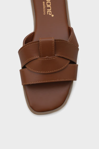 Capone Outfitters شباشب زارين النسائية
