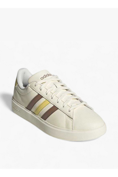 adidas Women's GRAND COURT 2.0 Lace-Up Sneakers - JS1756