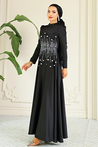 Olcay Ausgestelltes, vorne mit Steinmuster verziertes Satin-Hijab-Abendkleid SCHWARZ 1680