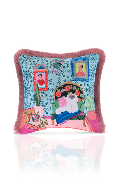 DECO White Kitten Patterned Digital Printed Velvet Throw Pillow - Fringed