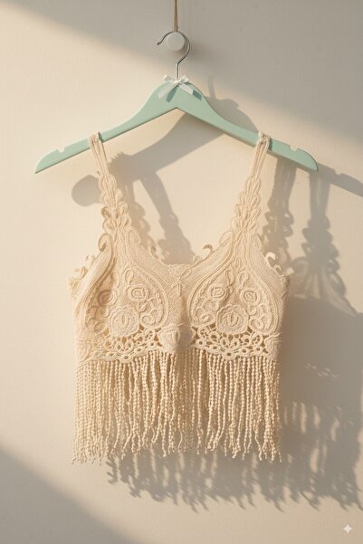 FASHION COCKTAIL Μποέμικη δαντέλα με κεντημένο σχέδιο διαφανής καλοκαιρινή μπλούζα με φούντες μπεζ