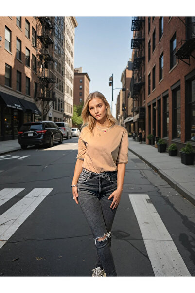 poupee Women's Milk Coffee Padded Shoulder Combed Cotton T-Shirt