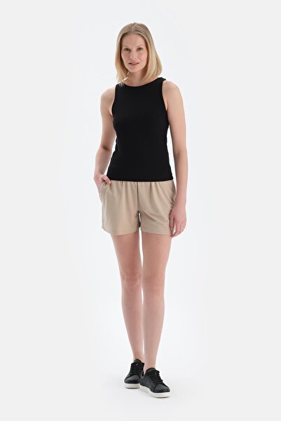 Dagi Siyah Halter Yaka Atlet