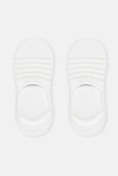 Dagi جوارب نسائية بيضاء غير مرئية من القطن بتفاصيل شفافة