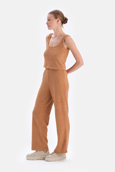 Dagi Camel Chenille Trousers