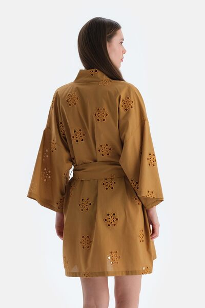 Dagi Brown Kimono