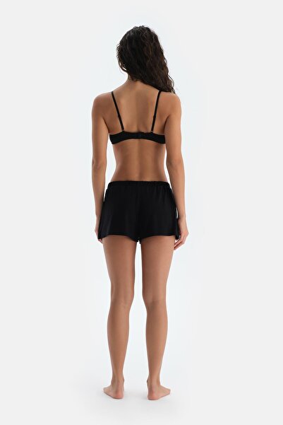Dagi Siyah Basic Yanı Şerit Dantel Detaylı Şort