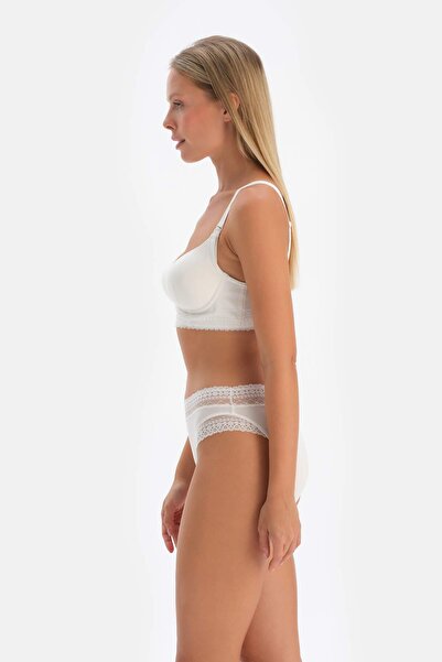 Dagi Bílé krajkové detailní rozbité kalhotky