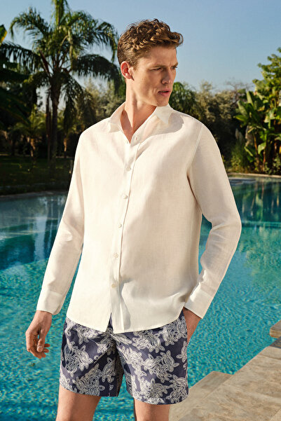 Dagi Λευκά είδη UK. Λευκή μπλούζα