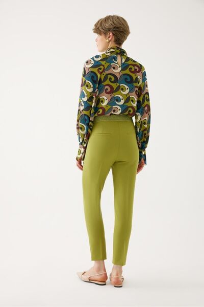 Exquise Λεπτομερής μπλούζα με γιακά