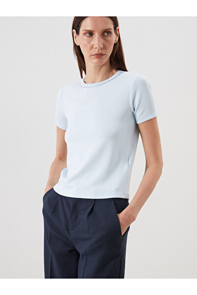 LC Waikiki طاقم الرقبة تي شيرت المرأة