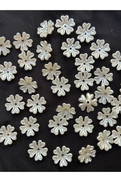 Bijumix Aksesuar 50 Adet Beyaz Sedefli Çiçek Akrilik Plastik Boncuk