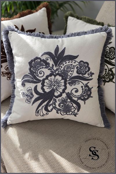 SasoHome Beauty Flowers Punch Embroidery Patterned Linen Throw Pillow Cover