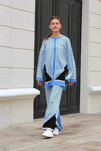 STILVANA Striped Crew Neck Knitwear Suit Blue