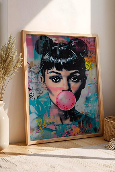 Saturn Woman Icon Framed Painting with Bubble Gum Balloon - Pop Art Poster Painting