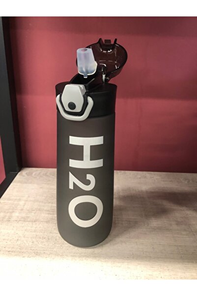 Romans H2O Polycarbonate Water Bottle with Straw 750 ml