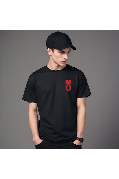 Free Tarz تيشيرت أسود مطبوع عليه قلب بحرف U