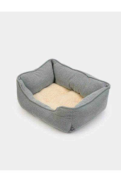 OEM Soft and Fluffy Bed for Dogs and Cats, Dimensions 47 cm x 37 cm x 17 cm