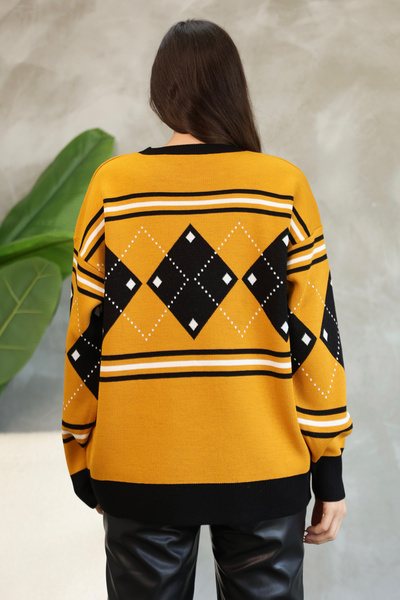 ALCHON Round Crew Neck Long Sleeve Loose Comfortable Fit Square Diamond Pattern Jacquard Winter Knitwear Sweater