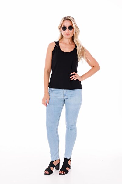 Siyezen Large Size Thick Strap Undershirt with Metal Accessories